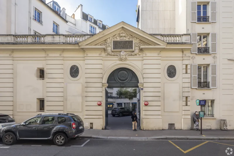 6-8 rue d'Assas